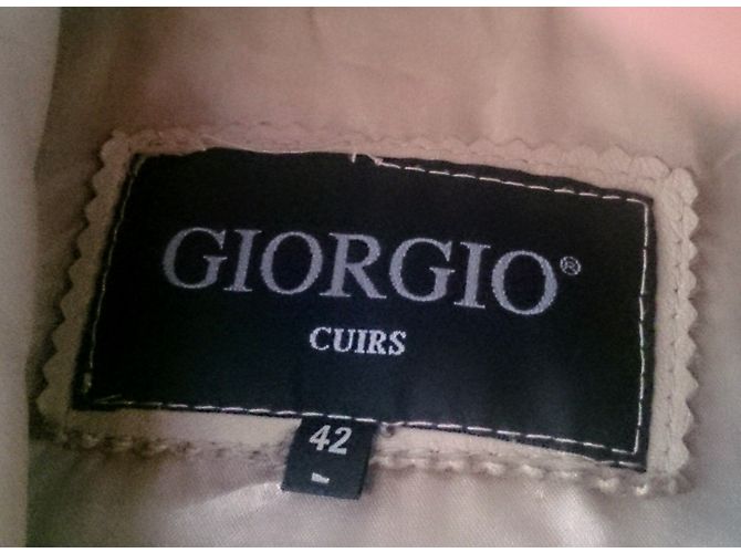 Paletó Giorgio de Couro Bege - vista 3