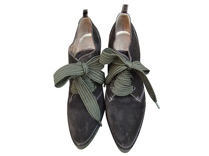 Botas de Tornozelo Dolce & Gabbana Castanho Escuro Pele de Cervo 38 - vista 2