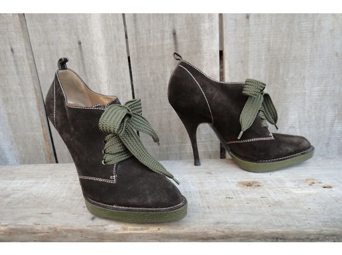 Botas de Tornozelo Dolce & Gabbana Castanho Escuro Pele de Cervo 38 - vista 3