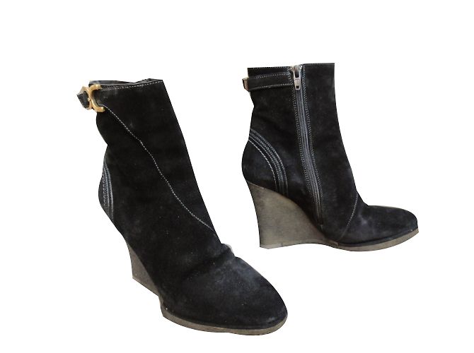 Chloé Ankle Boots Black Deerskin - view 2