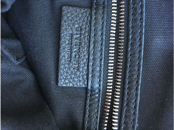 Givenchy Nightingale Micro Black - vue 2