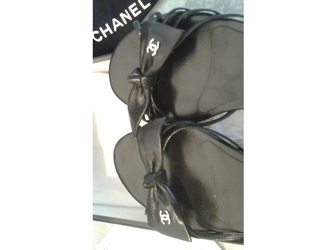 Chanel Sandalen Schwarz - Ansicht 3