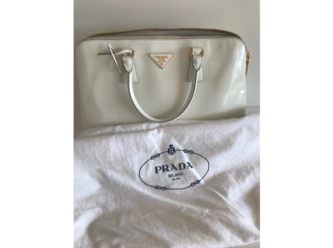 Borsa Prada Bauletto Bianca in Vernice Bianco - vista 3