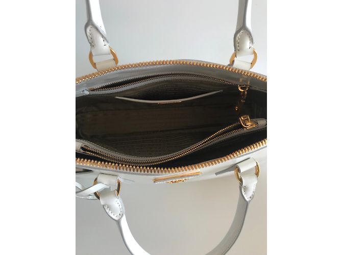 Borsa Prada Bauletto Bianca in Vernice Bianco - vista 5