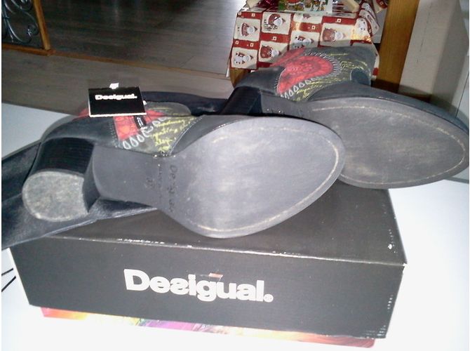 Stivaletti Desigual in pelle neri e rossi 37 Multicolore - vista 4