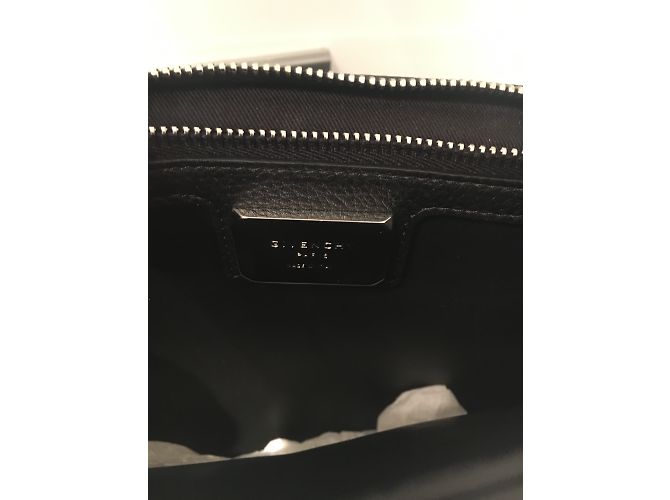 Givenchy Pasta DIPLOMATICA Preto - vista 2