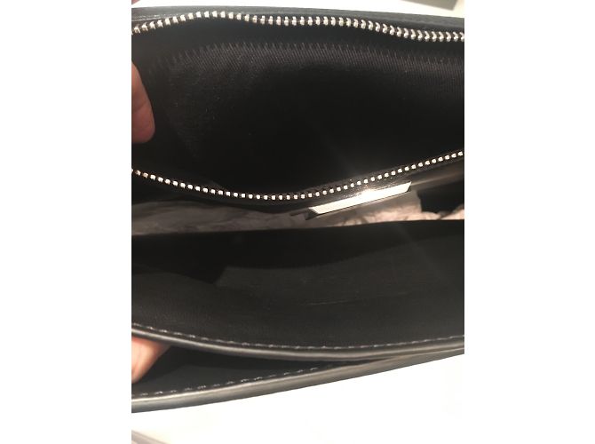 Givenchy Pasta DIPLOMATICA Preto - vista 4