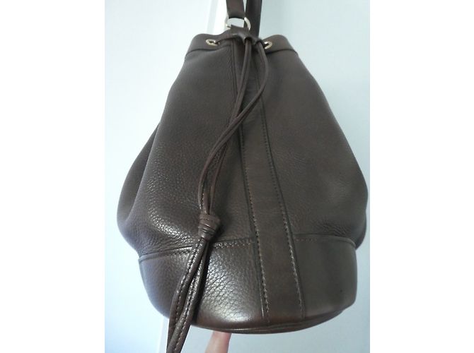 Bolso tipo saco Hermès Market cuero marrón oscuro - vista 4