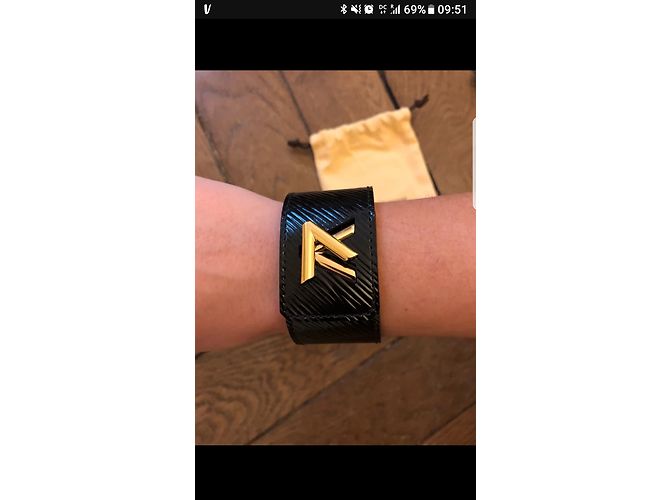 Louis Vuitton brazalete Negro - vista 3