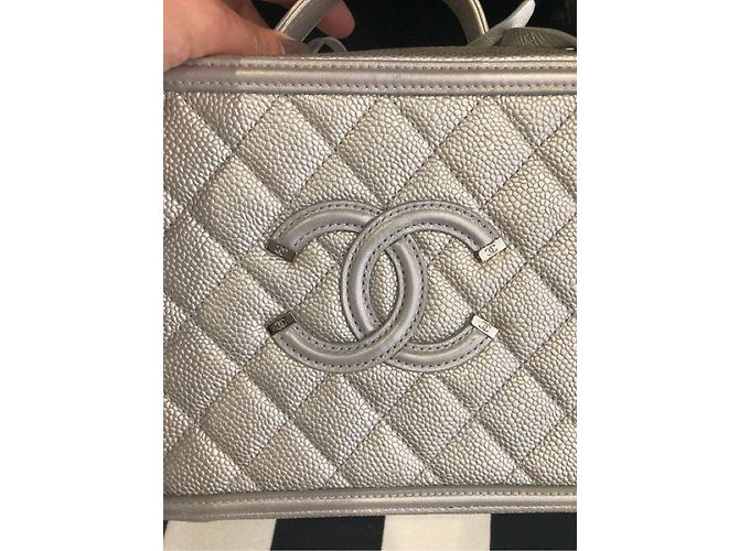 Chanel KOSMETIKKOFFER Silber - Ansicht 2