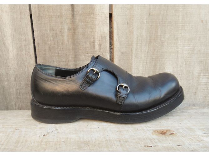Gucci Zapatos Double Monk Strap de Cuero Negro - vista 3