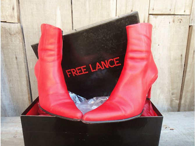 Botines Free Lance de piel roja con tacón de aguja - vista 8
