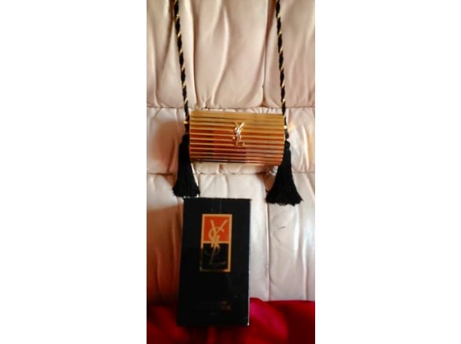 Yves Saint Laurent Pochette - vista 2