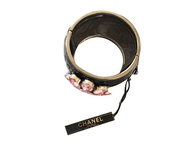 Bracciale Chanel Fiore in Resina Nero Rosa - vista 3