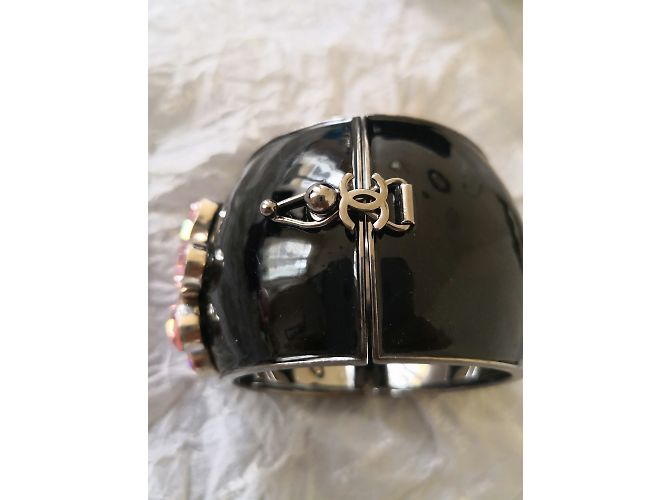 Bracciale Chanel Fiore in Resina Nero Rosa - vista 6