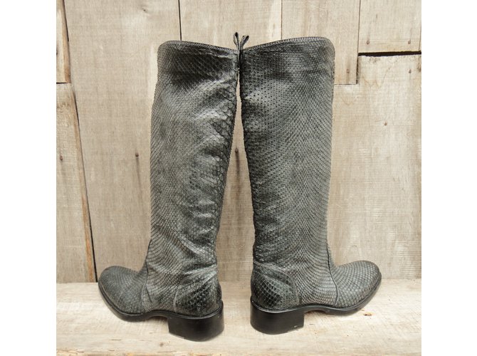 Sartore Stiefel aus grauem Pythonleder - Ansicht 6