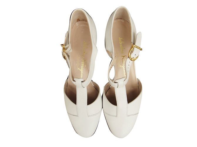 Sandali Salvatore Ferragamo in pelle bianca granulata Bianco - vista 2