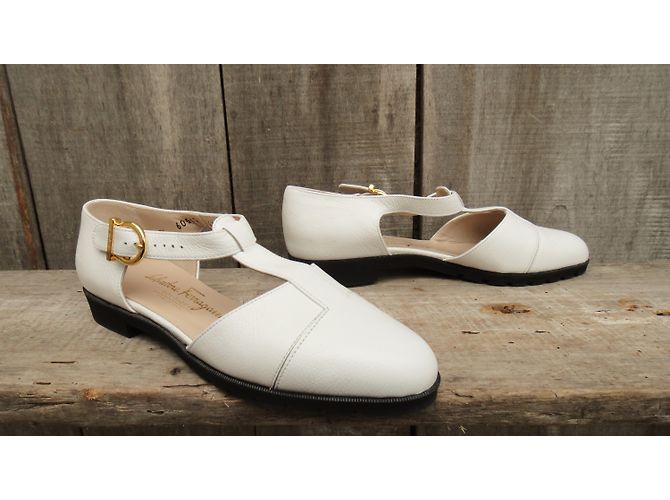 Sandali Salvatore Ferragamo in pelle bianca granulata Bianco - vista 5
