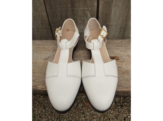 Sandali Salvatore Ferragamo in pelle bianca granulata Bianco - vista 6