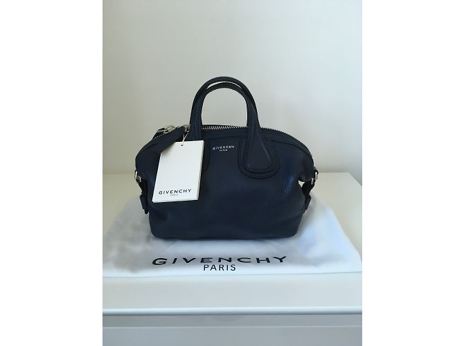 Givenchy Nightingale Micro - vue 3