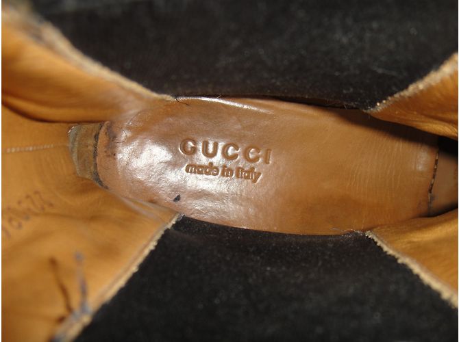 Botas Chelsea Gucci em couro preto - vista 4
