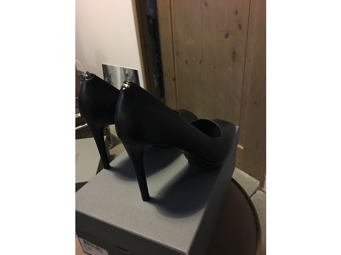 Décolleté Minelli in pelle nera con punta aperta Nero - vista 4