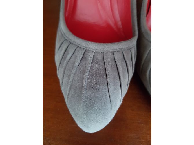 Cesare Paciotti Pumps aus grau Wildleder Größe 36 - Ansicht 10