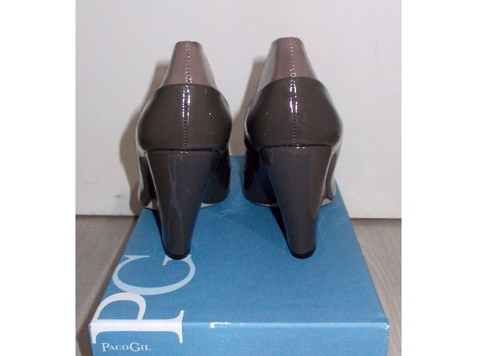 Paco Gil Combo Lackleder Pumps Taupe Größe 38 Khaki - Ansicht 5