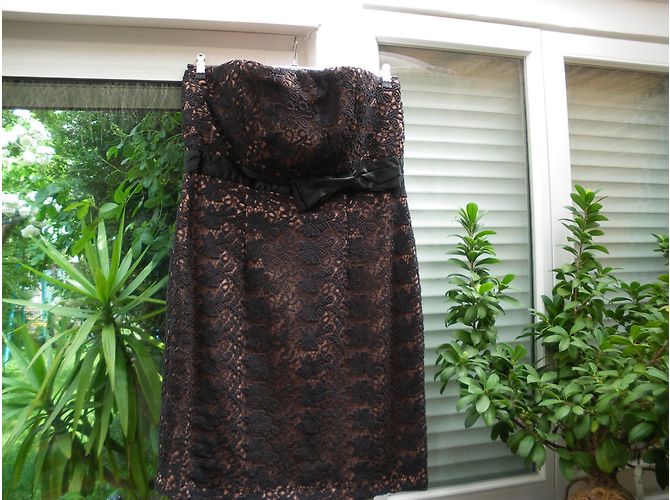Autre Marque Schwarzes Spitzenkleid Größe 44 - Ansicht 2