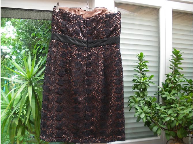 Autre Marque Schwarzes Spitzenkleid Größe 44 - Ansicht 4
