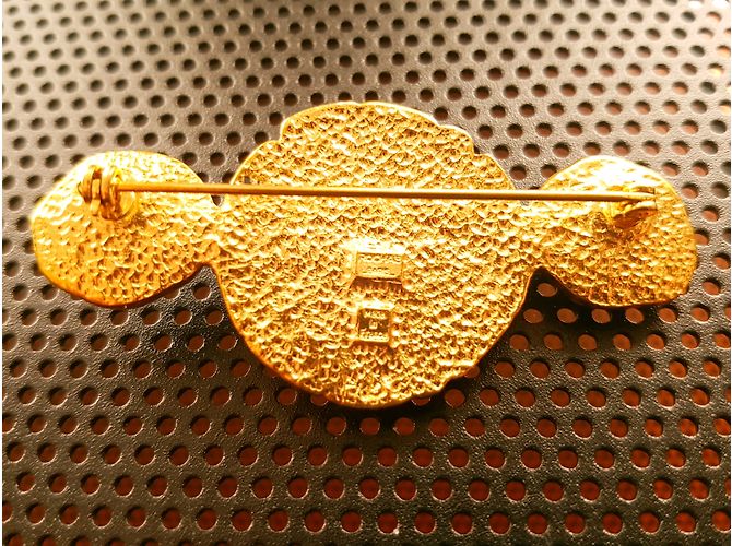 Rochas Pins e spille - vista 2