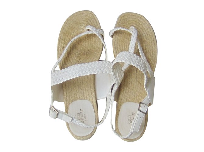 Hermès Sandalen Weiß - Ansicht 2