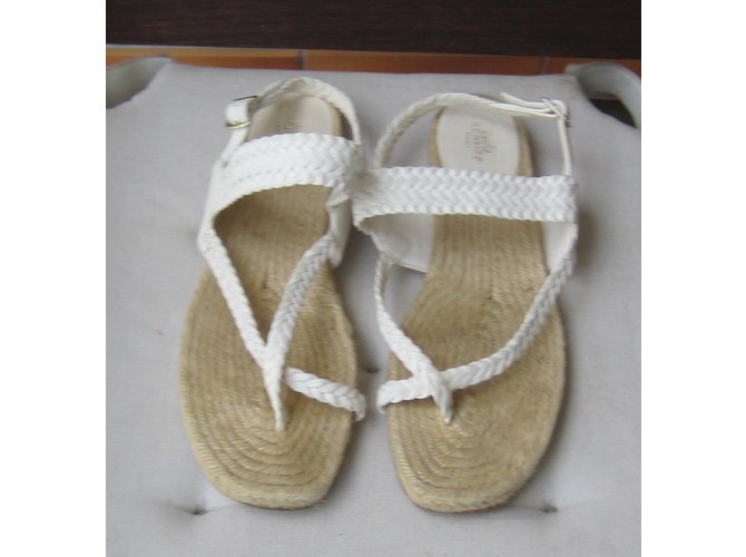 Hermès Sandalen Weiß - Ansicht 3