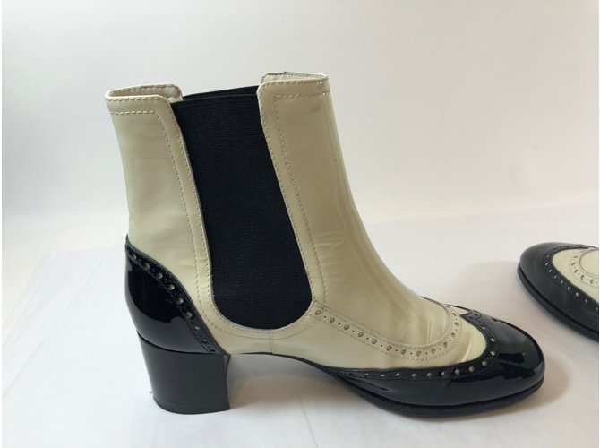 Chanel Stiefel Schwarz Weiß - Ansicht 3