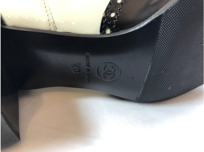 Chanel Stiefel Schwarz Weiß - Ansicht 8