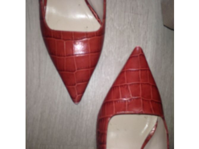 Escada Red Exotic Leather Croco Pumps - view 3