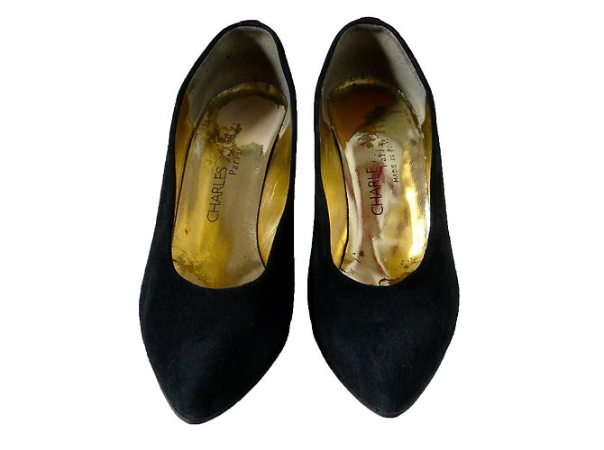 Décolleté Charles Jourdan in camoscio nero - vista 2