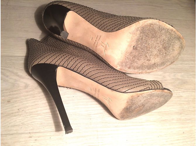 Botines Giuseppe Zanotti de piel gris - vista 4