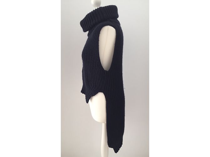 Céline Pulls, Gilets - vue 3