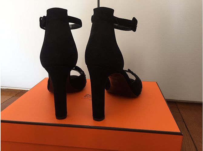 Hermès Sandalen Schwarz - Ansicht 4