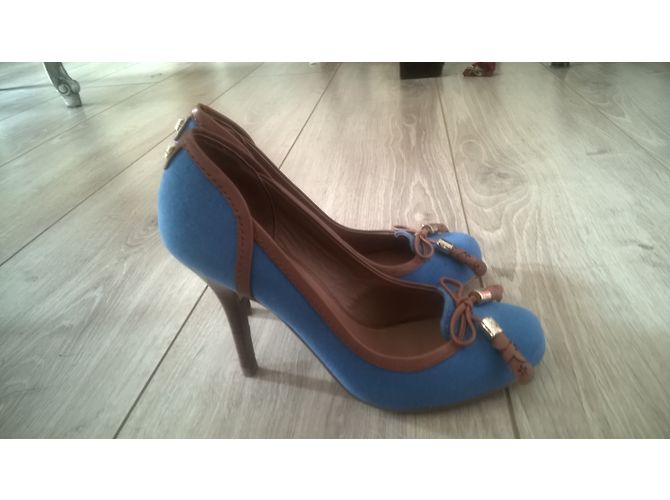 Guess Bombas - vista 3