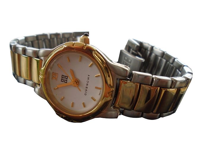 montre givenchy - vue 2
