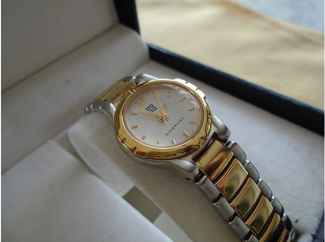 montre givenchy - vue 4
