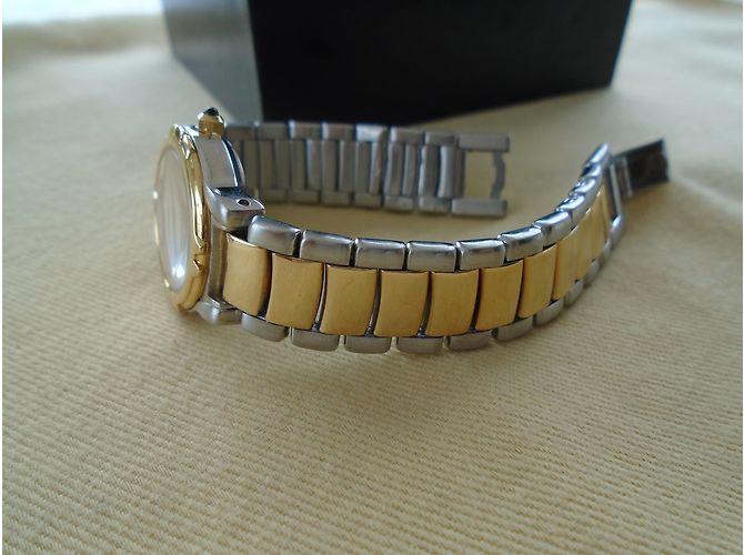 montre givenchy - vue 6