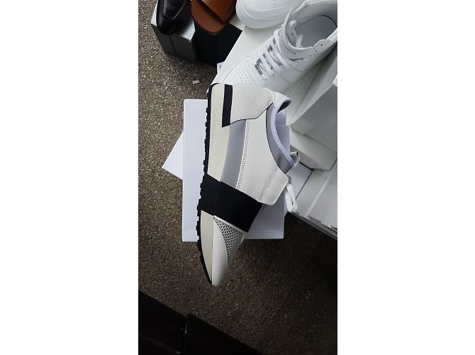 Balenciaga Baskets - vue 3