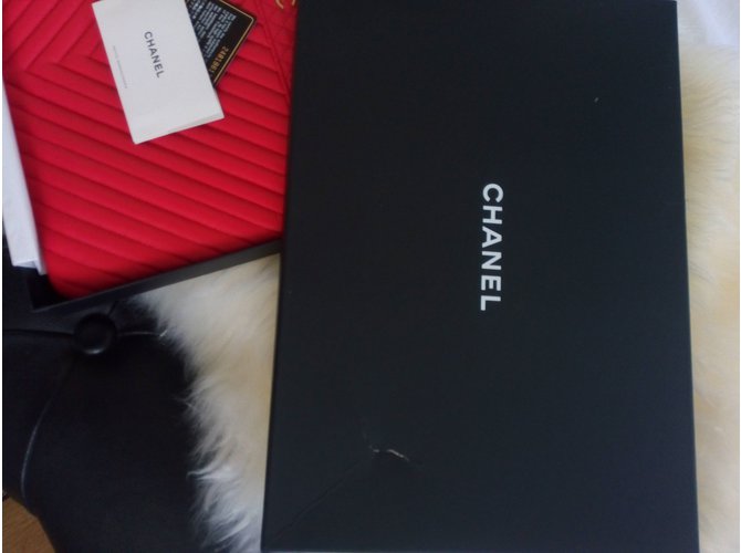 Chanel O-Case Rot - Ansicht 11
