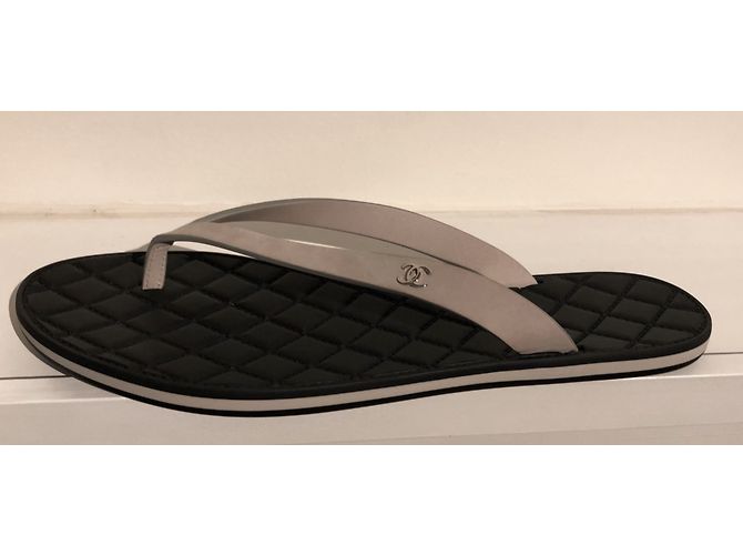 Chanel Sandalen Schwarz Beige - Ansicht 3
