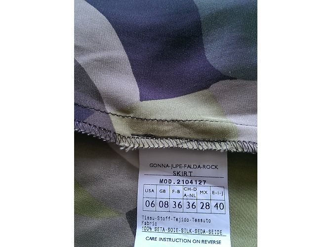 Conjunto de Top y Falda de Seda Estampada Pennyblack Marrón Beige Verde Castaño - vista 4