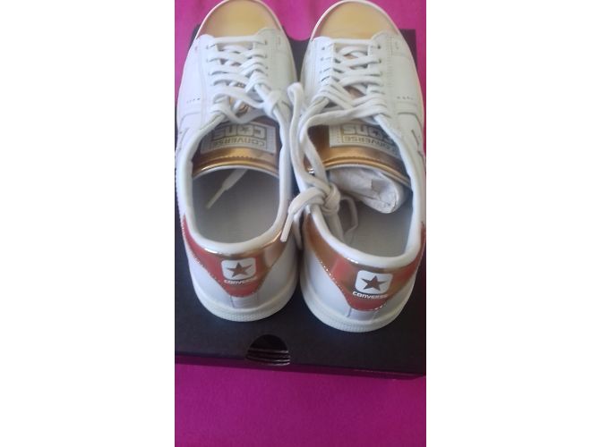 Sneakers Converse in pelle bianca Bianco - vista 3