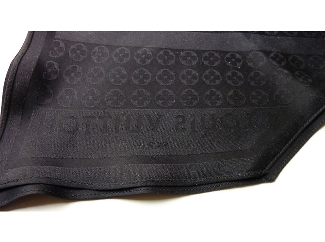 Louis Vuitton Seidenschal Schwarz - Ansicht 4
